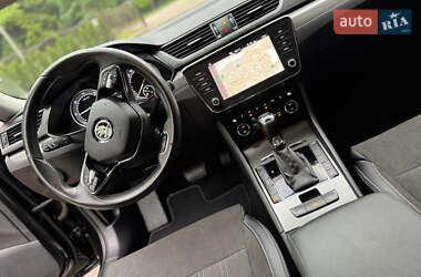 Лифтбек Skoda Superb 2021 в 