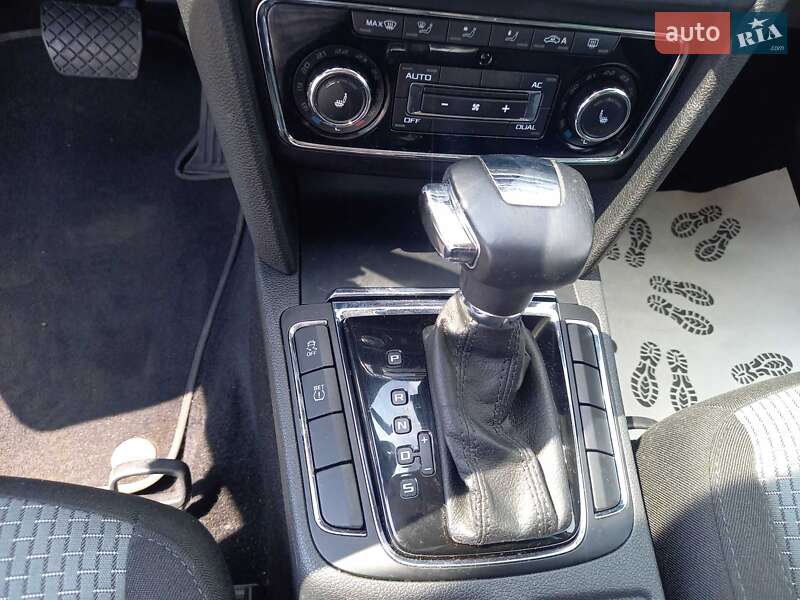 Универсал Skoda Superb 2011 в Черкассах фото 29 Универсал Skoda Superb 2011 в Черкассах
