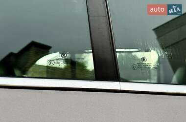 Лифтбек Skoda Superb 2010 в 
