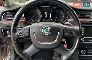 Лифтбек Skoda Superb 2010 в 