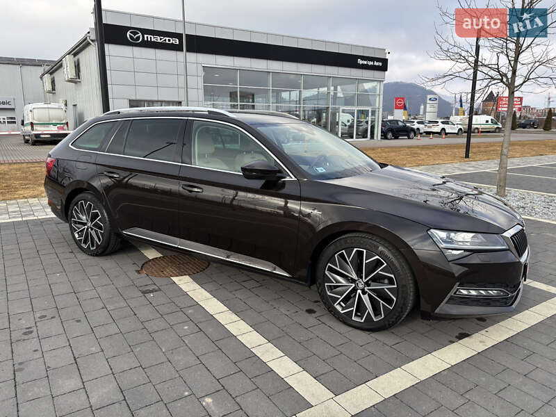 Універсал Skoda Superb 2019 в Мукачевому