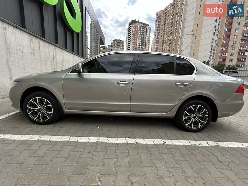 Лифтбек Skoda Superb 2009 в Киеве фото 24 Лифтбек Skoda Superb 2009 в Киеве