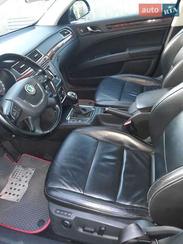 Универсал Skoda Superb 2012 в Ивано-Франковске