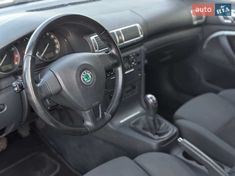 Лифтбек Skoda Superb 2008 в Дубно