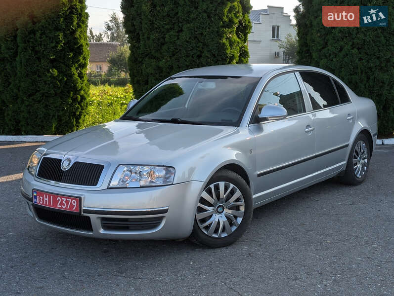 Лифтбек Skoda Superb 2008 в Дубно