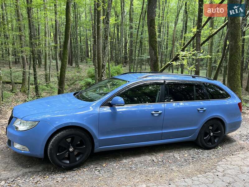 Skoda Superb 2012