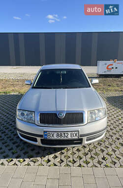 Лифтбек Skoda Superb 2006 в 