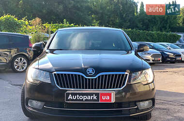 Ліфтбек Skoda Superb 2013 в 