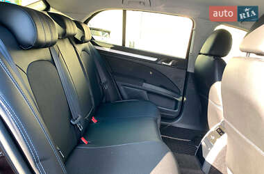 Ліфтбек Skoda Superb 2013 в 