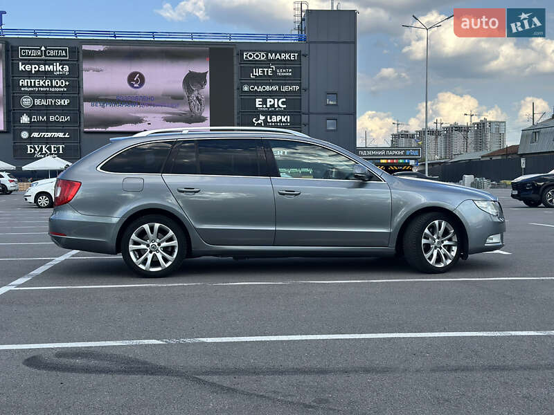 Универсал Skoda Superb 2009 в Киеве