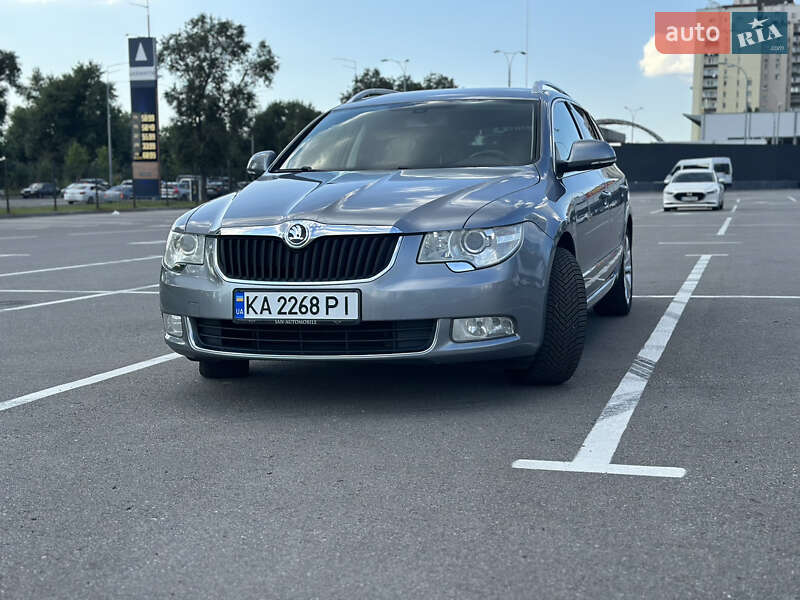 Универсал Skoda Superb 2009 в Киеве