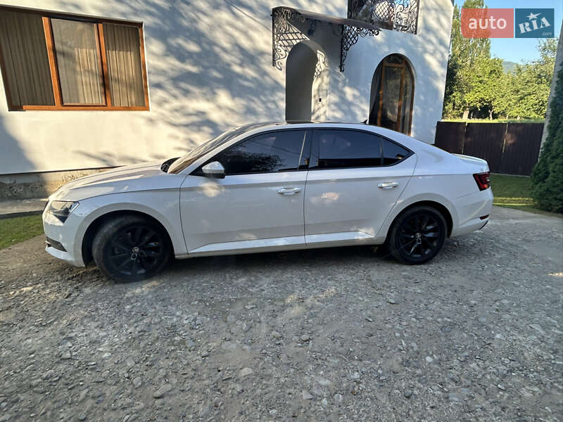 Лифтбек Skoda Superb 2018 в Хусте фото 2 Лифтбек Skoda Superb 2018 в Хусте