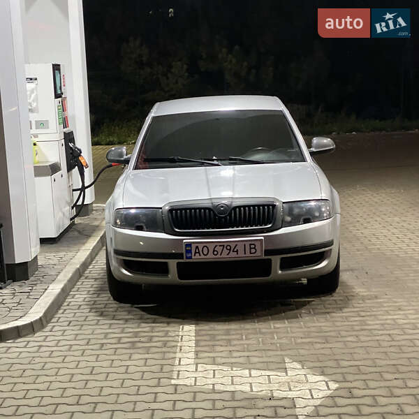 Лифтбек Skoda Superb 2007 в Ужгороде