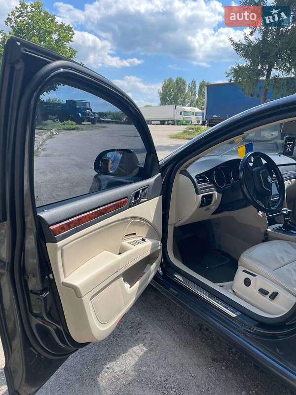 Универсал Skoda Superb 2012 в Белой Церкви