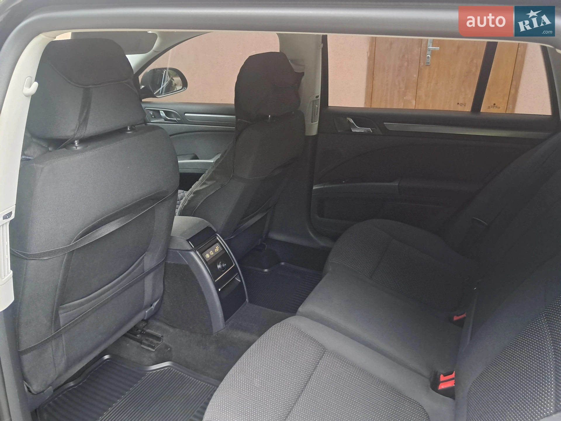 2010 Skoda Superb - мініатюра 19
