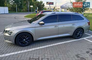 Универсал Skoda Superb 2016 в 