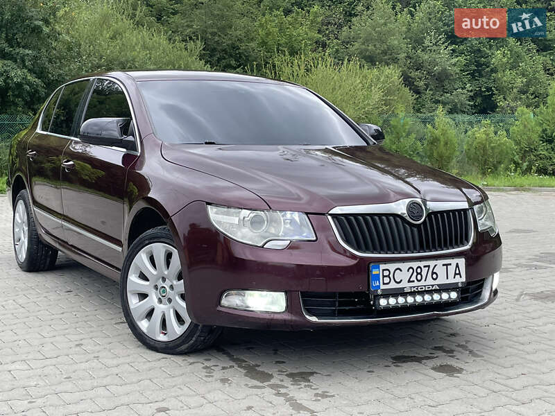 Skoda Superb 2011