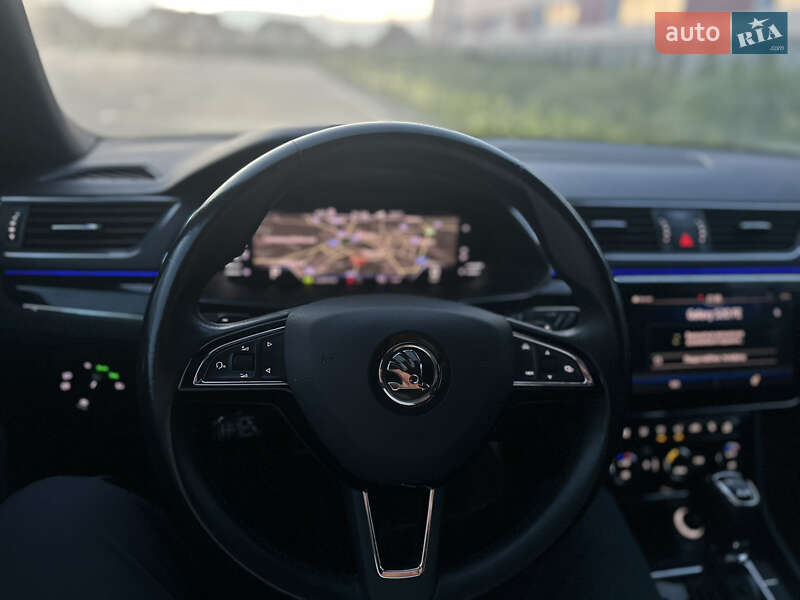 Лифтбек Skoda Superb 2019 в Львове