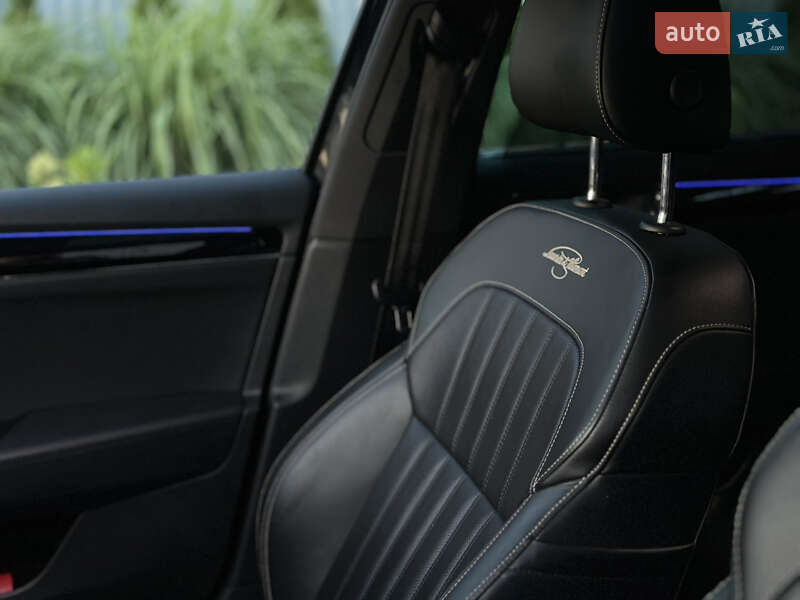 Лифтбек Skoda Superb 2019 в Львове