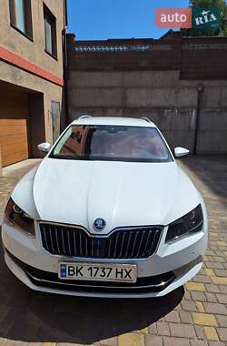 Универсал Skoda Superb 2017 в Ровно