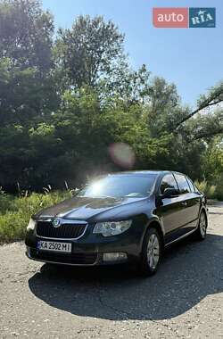 Лифтбек Skoda Superb 2010 в Киеве