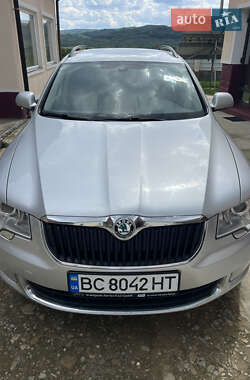 Універсал Skoda Superb 2010 в Добромилі