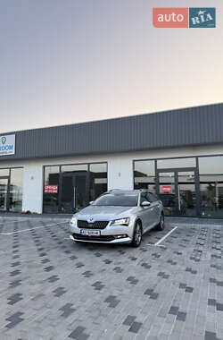 Универсал Skoda Superb 2017 в 