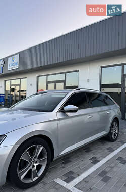 Универсал Skoda Superb 2017 в 