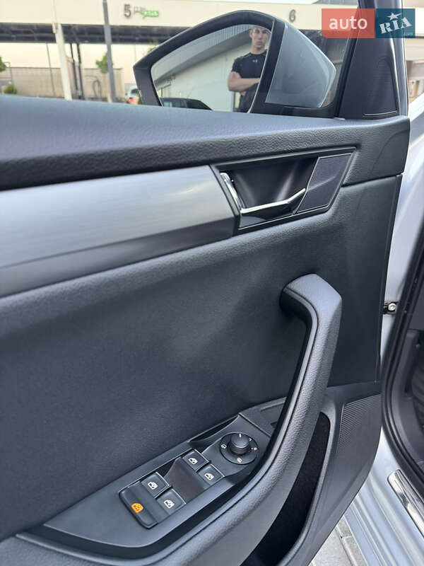 Универсал Skoda Superb 2017 в Хусте фото 37 Универсал Skoda Superb 2017 в Хусте