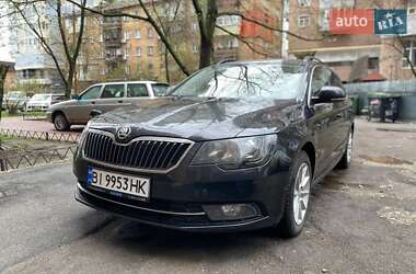 Универсал Skoda Superb 2014 в Киеве