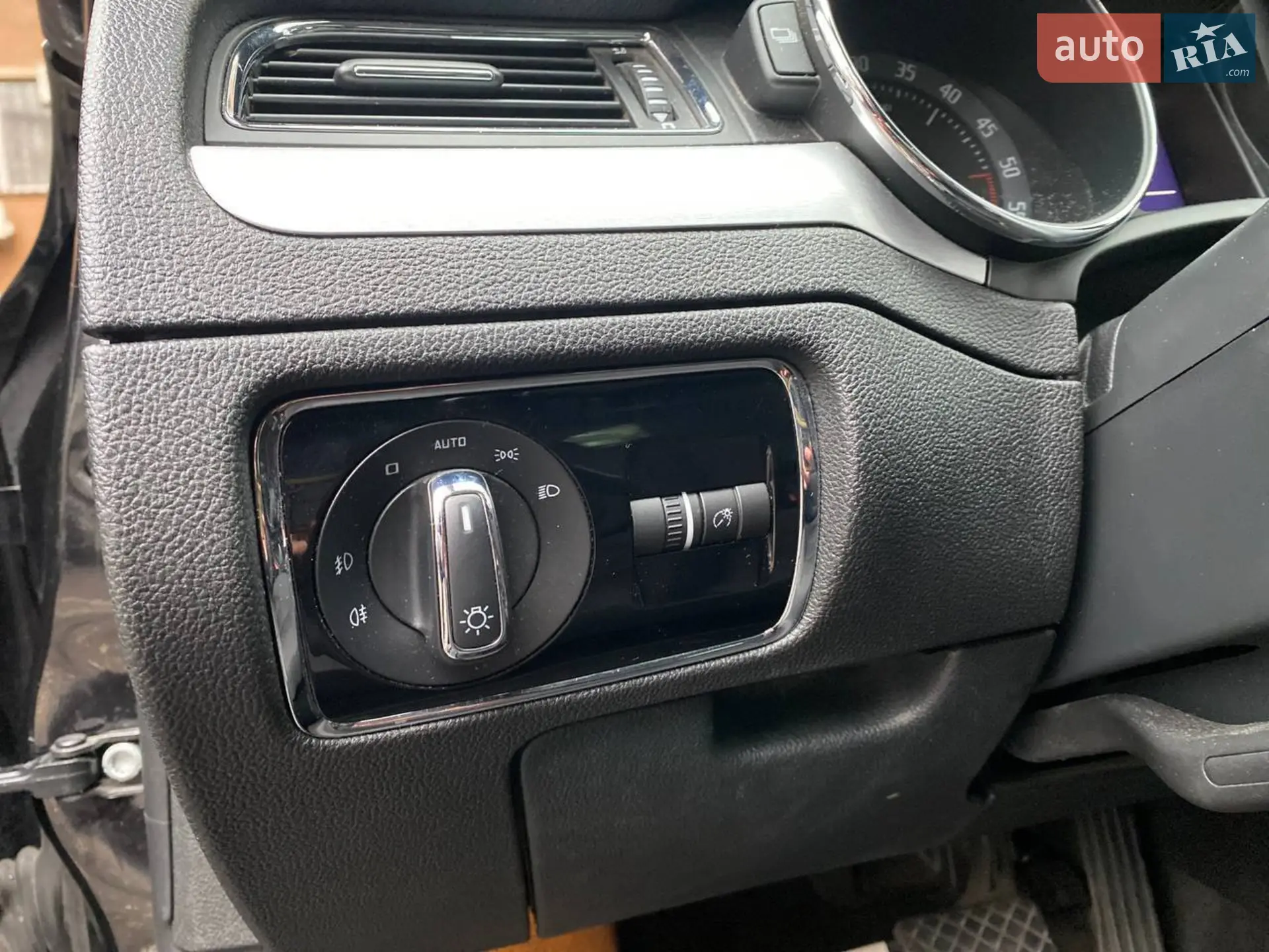 2014 Skoda Superb - мініатюра 17