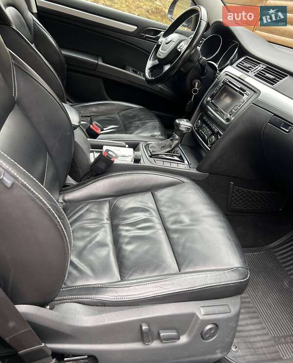 Универсал Skoda Superb 2010 в Ивано-Франковске