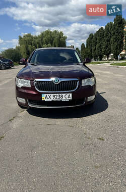 Лифтбек Skoda Superb 2009 в 