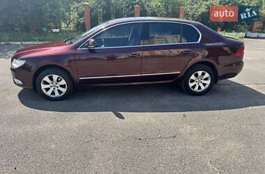 Лифтбек Skoda Superb 2009 в 