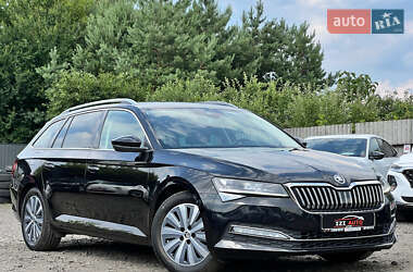 Универсал Skoda Superb 2021 в Луцке
