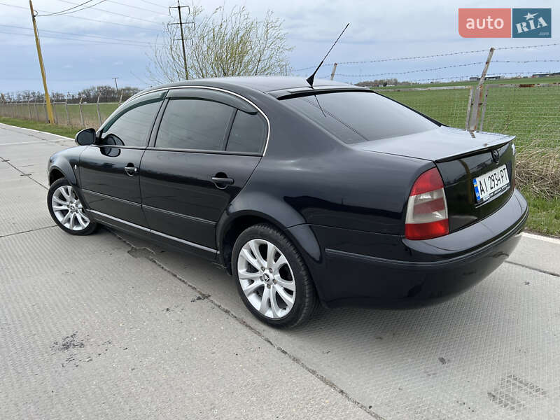 Лифтбек Skoda Superb 2007 в Переяславе