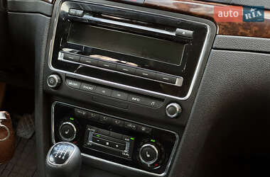 Лифтбек Skoda Superb 2014 в 