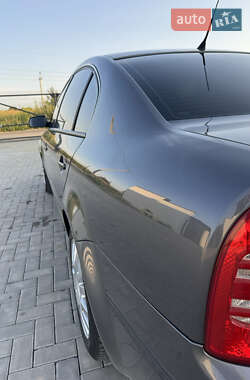 Лифтбек Skoda Superb 2005 в 