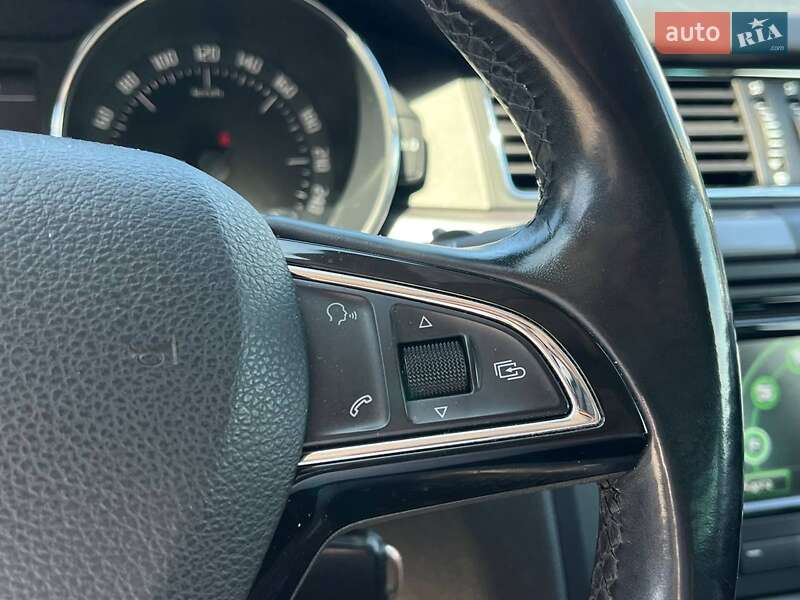 Универсал Skoda Superb 2013 в Львове