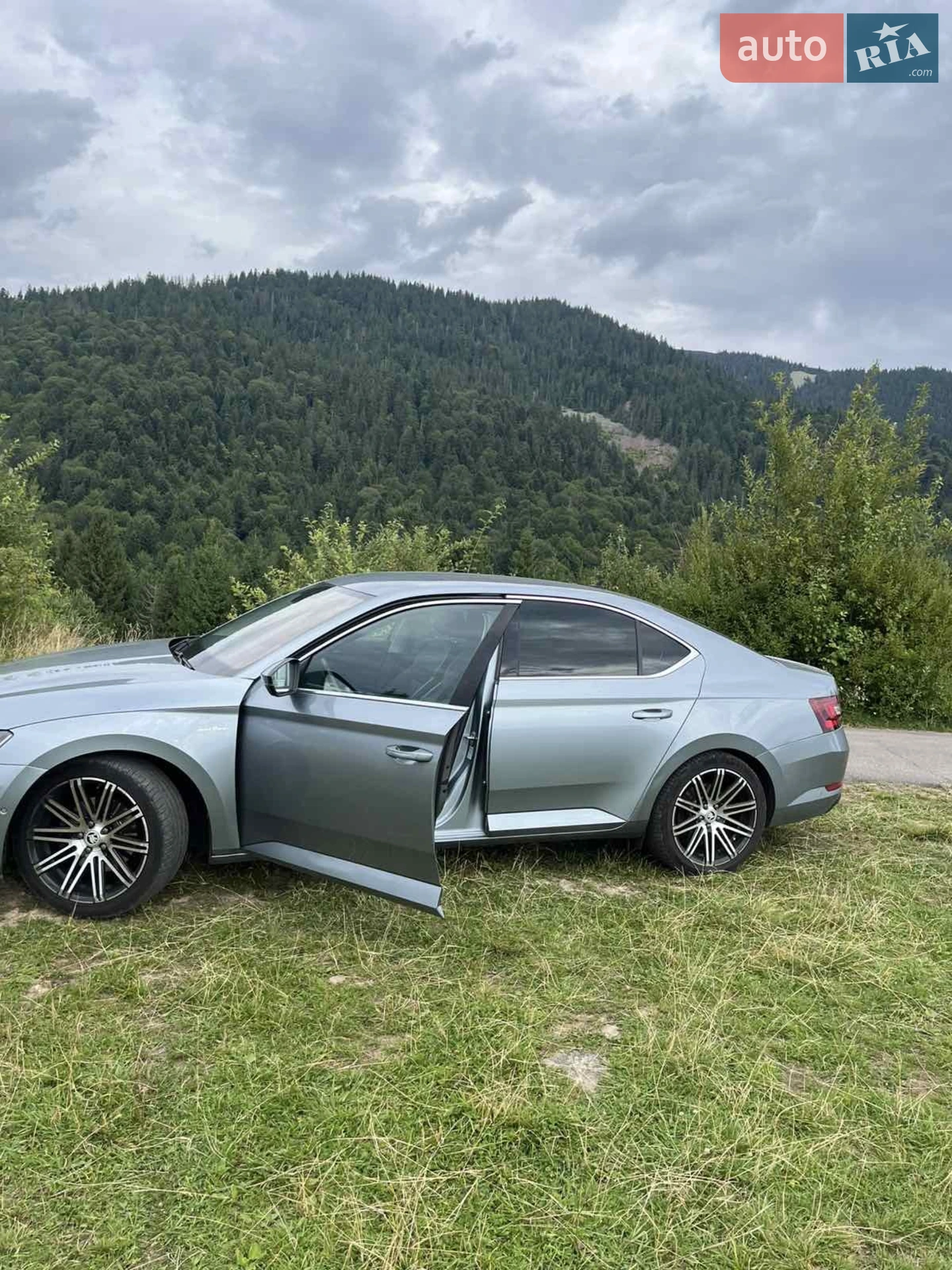 2017 Skoda Superb - мініатюра 15