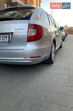 Универсал Skoda Superb 2013 в 