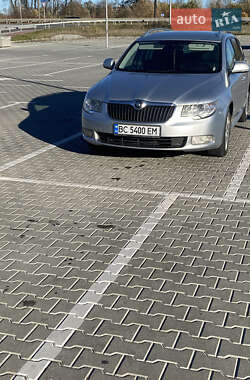 Универсал Skoda Superb 2013 в 