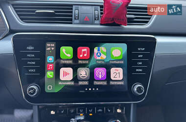 Лифтбек Skoda Superb 2019 в 