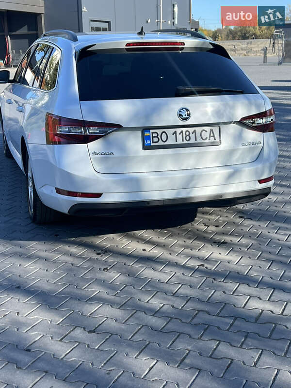 Універсал Skoda Superb 2015 в Зборові фото 10 Універсал Skoda Superb 2015 в Зборові