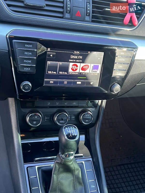 Універсал Skoda Superb 2015 в Зборові фото 20 Універсал Skoda Superb 2015 в Зборові