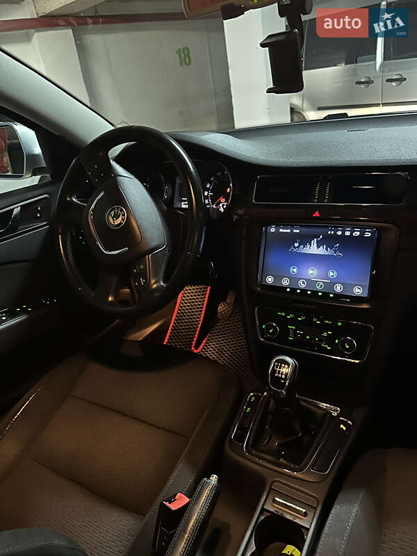 Универсал Skoda Superb 2010 в Черновцах фото 14 Универсал Skoda Superb 2010 в Черновцах