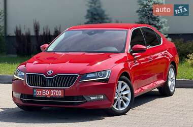 Лифтбек Skoda Superb 2018 в 