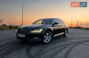 Ліфтбек Skoda Superb 2017 в Рівному