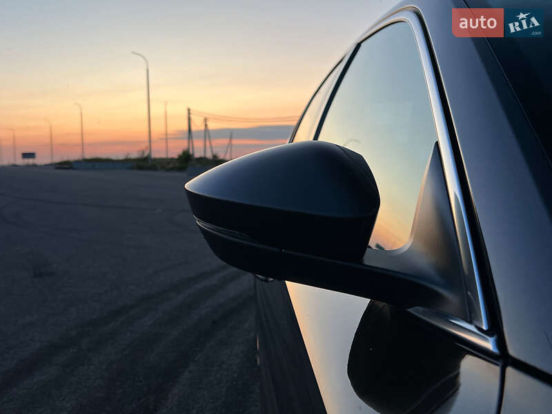 Лифтбек Skoda Superb 2017 в Киеве