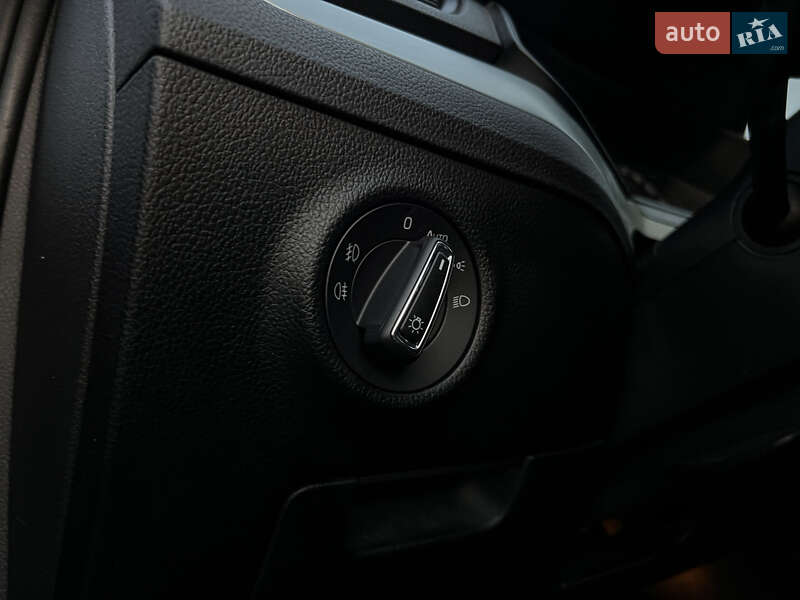 Лифтбек Skoda Superb 2017 в Киеве